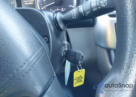 2018 Toyota Highlander Le from USA, damaged, VIN 5TDBZRFH7JS892648